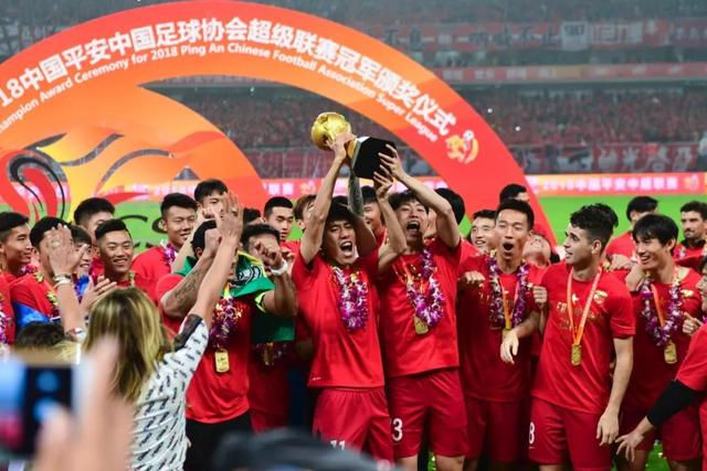 阿迪达斯计划在2027年庆祝梅西40岁生日